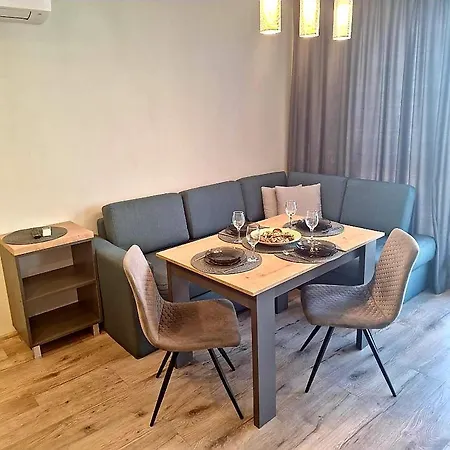 Deluxe Apartment-center Apartament
